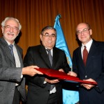Perú y EEUU firman memorando de entendimiento para fomentar desarrollo de energías renovables y limpias.